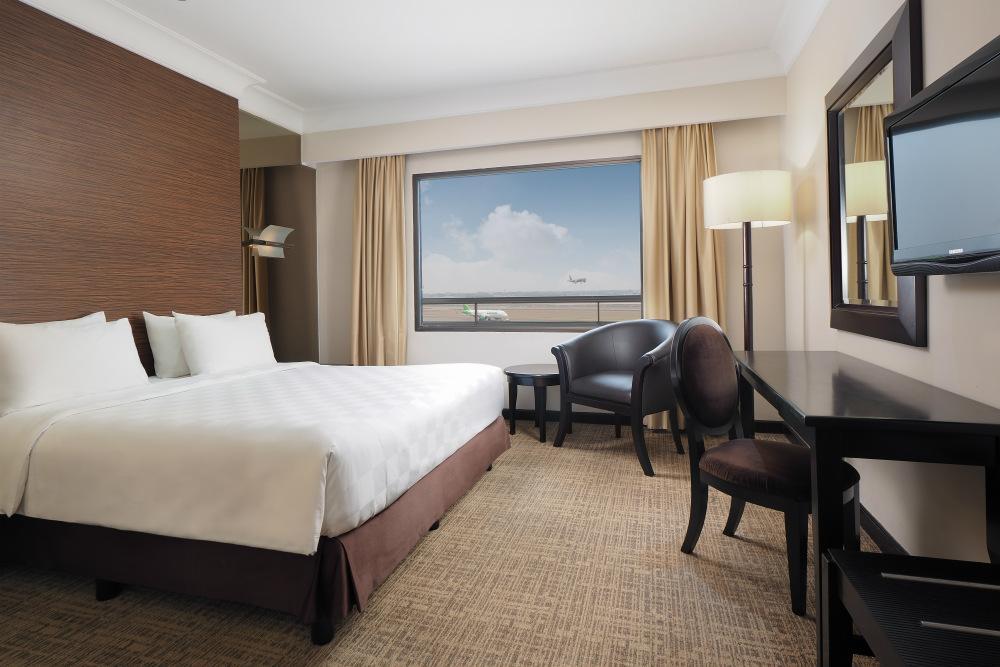 Recomended hotel near by airport ,comfort,humble staffs and really ... Hotel dekat bandara
